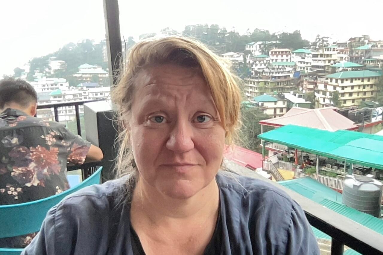 Erja Varis.Erja Varis.Maisemakuvaa kylästä.