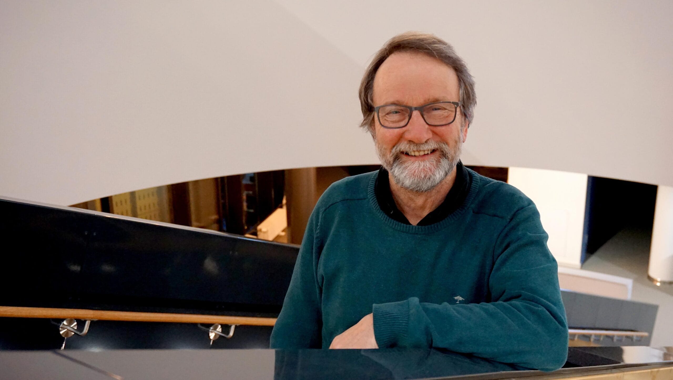 Kai Henttosen kasvokuvaKai Henttosen kasvokuva